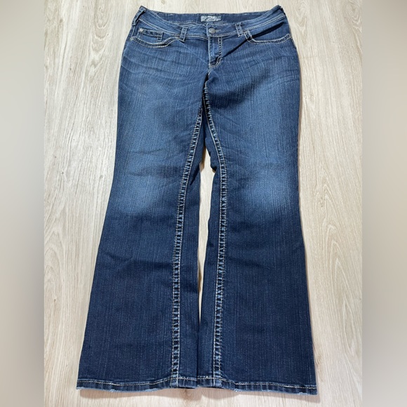 Silver Jeans Denim - Silver Jeans Women’s Size 14 Suki Surplus Jeans